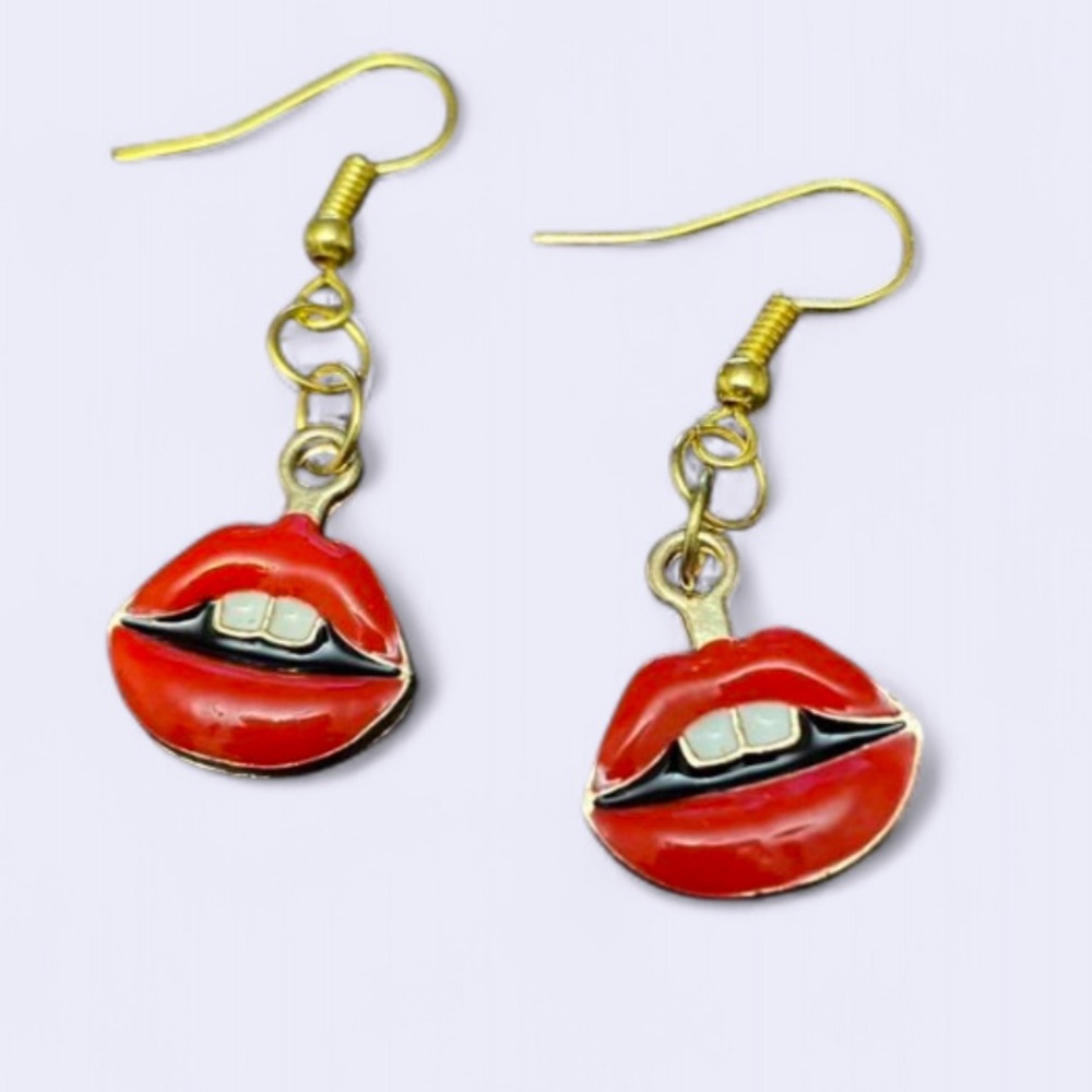 Chic Red Lip Dangling Earrings